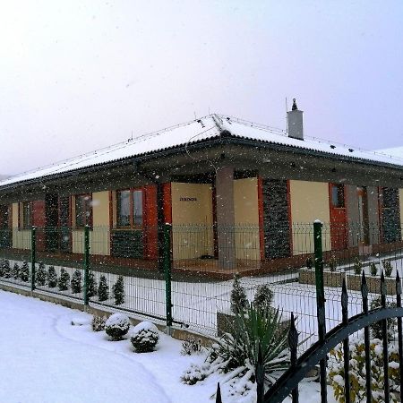 Elejan Besenova Exterior foto